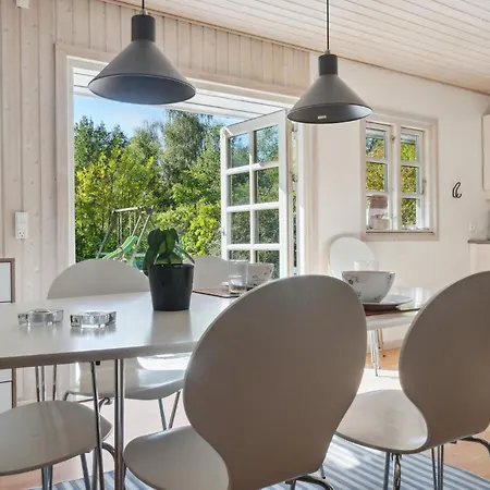 Stunning In With Wifi Rødby